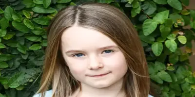 Young actress Vivien Turner with long brown hair,