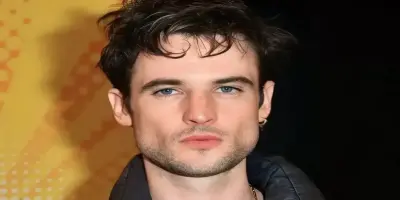 Tom Sturridge