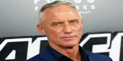 Robert John Burke