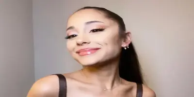 Ariana Grande.